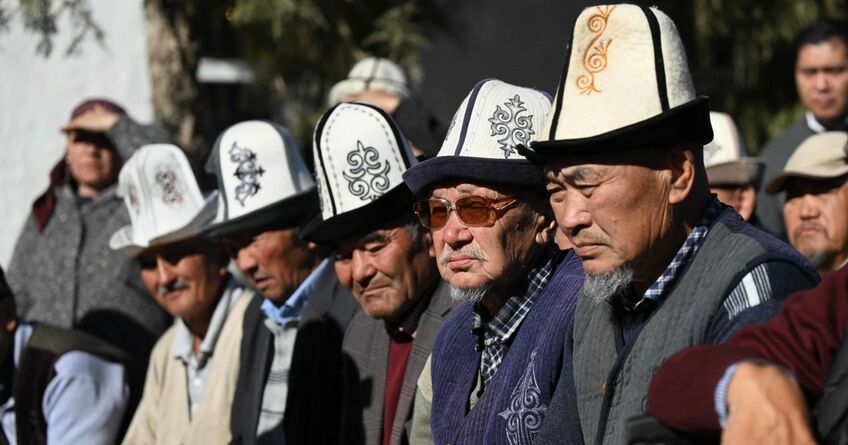 Садыр Жапаров поздравил кыргызстанцев с&nbsp;Днем отца
