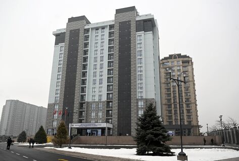 Президент КР&nbsp;открыл современный военно-медицинский комплекс ГКНБ
