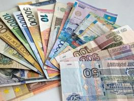 Юань и&nbsp;рубль обновили рекорды, евро продолжает падать: курсы валют на&nbsp;14&nbsp;мая
