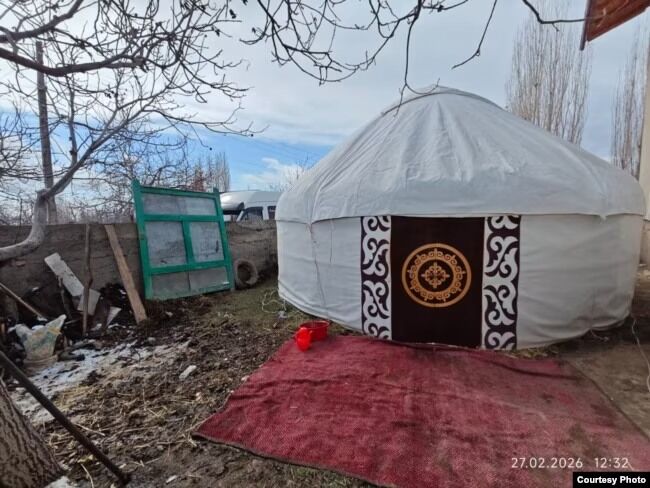 из социальных сетей