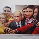 Фото ИА «24.kg». Фотовыставка «Неформальный Путин» в Бишкеке