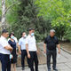 Фото пресс-службы мэрии Бишкека. Заброшенное здание детсада посетил и. о. мэра столицы Бактыбек Кудайбергенов