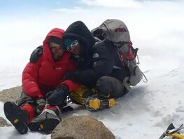 Застрявшая на&nbsp;пике Победы. Федерация альпинизма&nbsp;РФ оценила поиски в&nbsp;$2&nbsp;миллиона
