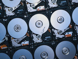 Миру грозит дефицит памяти: производители распродали все жесткие диски 