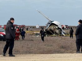 Авиакатастрофа в&nbsp;Актау. Самолет сбит в&nbsp;небе над Грозным&nbsp;&mdash; депутат Мусабеков
