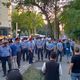 Фото 24.kg. Правоохранительные органы возле здания посольства