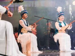 Ансамбль &laquo;Жибек&raquo;: кыргызская музыка, которая звучит за&nbsp;границей
