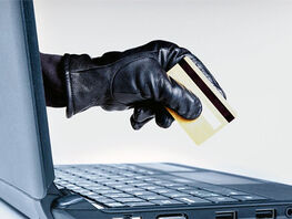 За&nbsp;два месяца кыргызстанцы потеряли почти 11&nbsp;миллионов сомов с&nbsp;банковских карт
