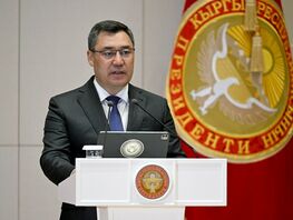 Садыр Жапаров запретил госслужащим заниматься политическими интригами
