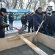 Фото пресс-службы мэрии. На месте строительства парка в северной части Бишкека заложили капсулу