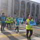 Фото 24.kg. Мирный марш «Соблюдая правила — сохраняем жизнь» ко Всемирному дню памяти жертв ДТП