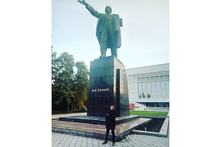 Фото @alexvalcarcel0824. Алекс Нуньес в Кыргызстане