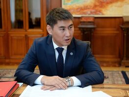 Передача мандата депутата ЖК&nbsp;Чингизу Айдарбекову откладывается
