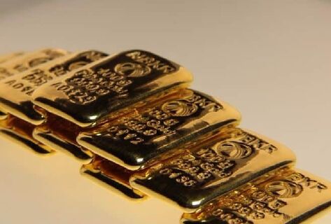 Золото упало в&nbsp;цене. Сколько заработали и&nbsp;потеряли владельцы мерных слитков
