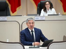 Глава Нацбанка отчитался перед Жогорку Кенешем: ключевые показатели
