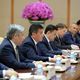 Фото аппарата президента КР. Встреча с премьером Государственного совета Ли Кэцяном 