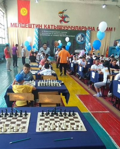 Школы шахмат имени Улана Чолпонбаева