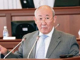 Экс-главу Госфиннадзора Юруслана Тойчубекова полностью оправдали 