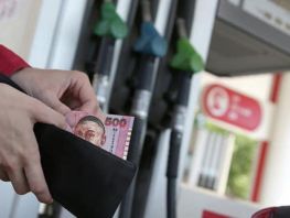 Кабмин вводит госрегулирование цен на&nbsp;бензин и&nbsp;дизель в&nbsp;Кыргызстане
