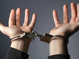 В&nbsp;Бишкеке транссексуалы избили иностранца. Подробности от&nbsp;милиции
