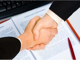 Договор о&nbsp;свободе слова подписали 15&nbsp;партий: обещают неукоснительно соблюдать
