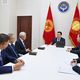 Фото пресс-службы президента КР. Вручены награды за вклад в укрепление дружбы между Кыргызстаном и Казахстаном